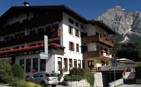Hotel Albergo Dolomiti